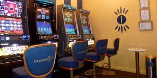 kyat7 လောင်းကစား Live In-Play Betting ဘောလုံး Odds Real-Time